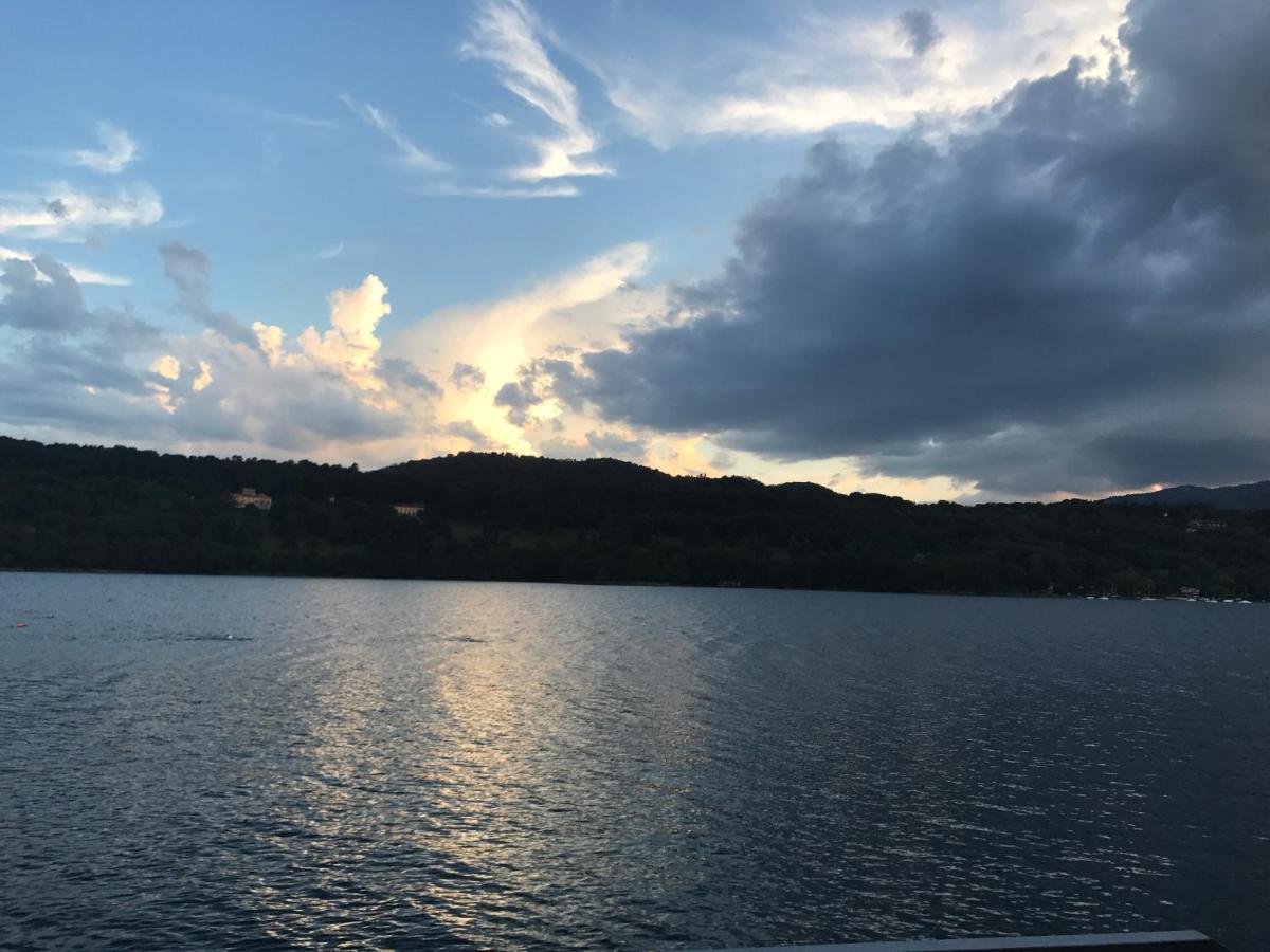 Gozzano B&B Notte Sul Lago מראה חיצוני תמונה